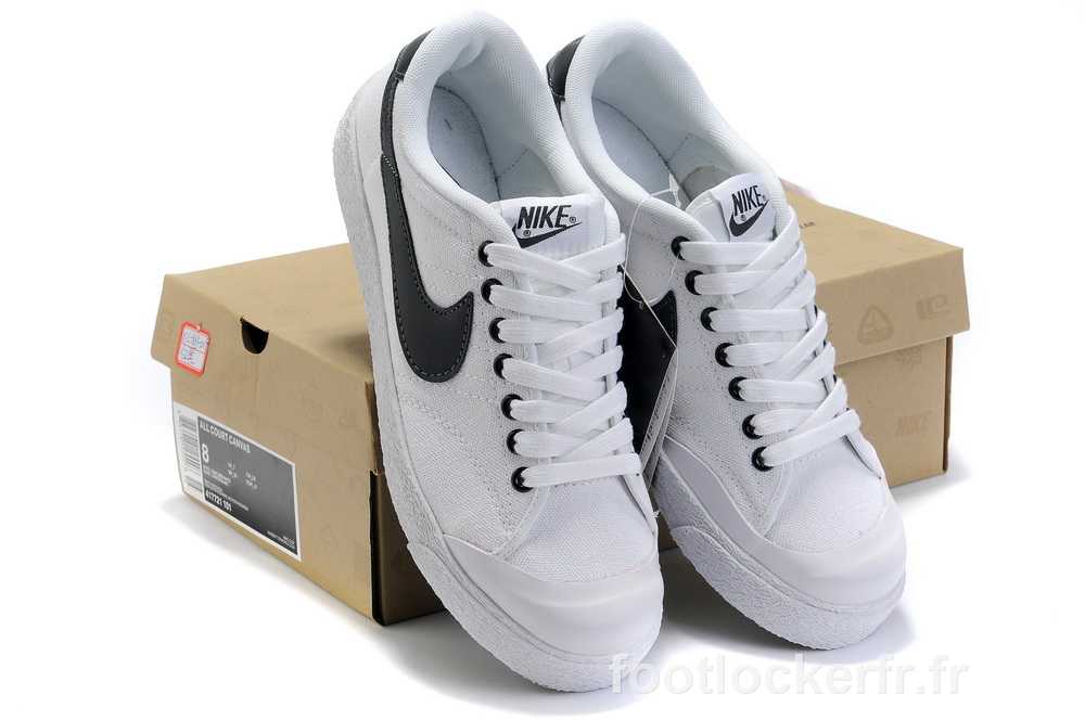 nike blazer low black white discount envente blazer nike paris